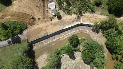 Córdoba obra bien: gobierno de Erasmo Zuleta avanza con las obras de conectividad vial y de protección de inundaciones en los Los Córdoba