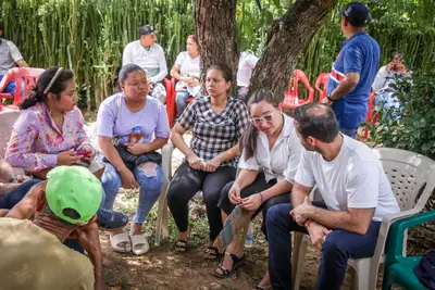 Gobernador Erasmo Zuleta acompañó a familiares de las dos mujeres asesinadas en Chinú